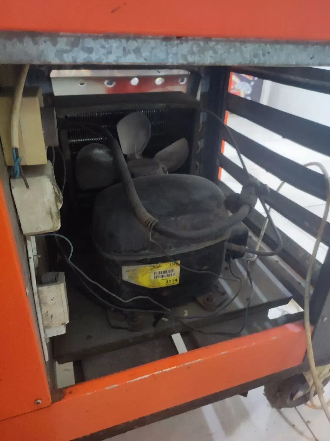 یخچال ویترینی قنادی جیگرکی مکعبی سوپرمارکت|فروشگاه و مغازه|تهران, شهرک دریا|دیوار