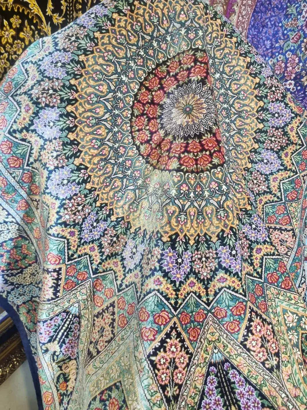 فرش زرع و نیم تمام ابریشم دستباف قم|فرش|کرج, عظیمیه|دیوار