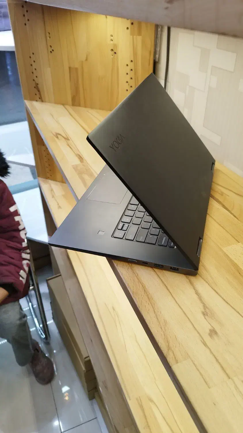 لپتاپ بسیار زیبا/بدنه فلزی فول آپشن/قابلیت تبلت شو|رایانه همراه|تبریز, |دیوار