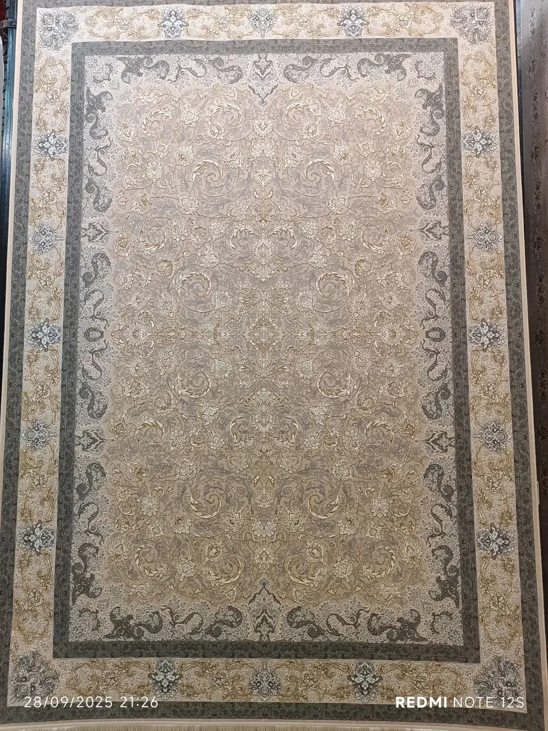 انواع فرش 1200شانه 9متری اصل با 60ماه ضمانت|فرش|مشهد, چهارباغ|دیوار