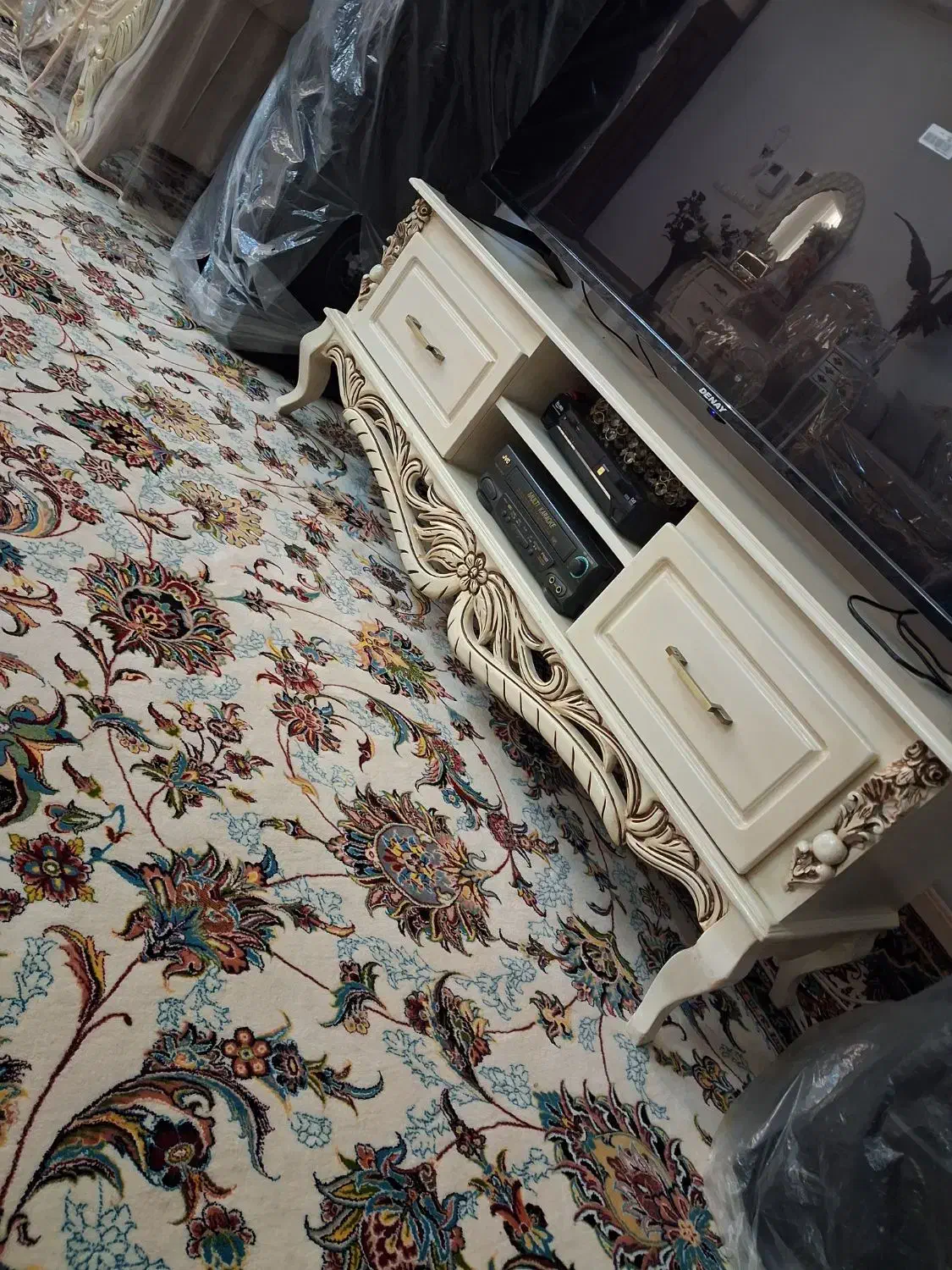 میز تلویزیون جا کفشی میز کنسول گنجه ساعت|میز تلویزیون|تربتحیدریه, پیشکوه|دیوار