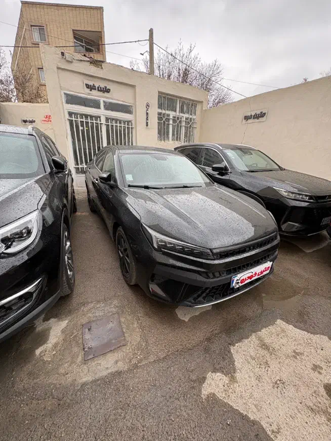 جکj7 مدل ۴۰۲ قابل معاوضه|خودرو سواری و وانت|اصفهان, فروردین|دیوار