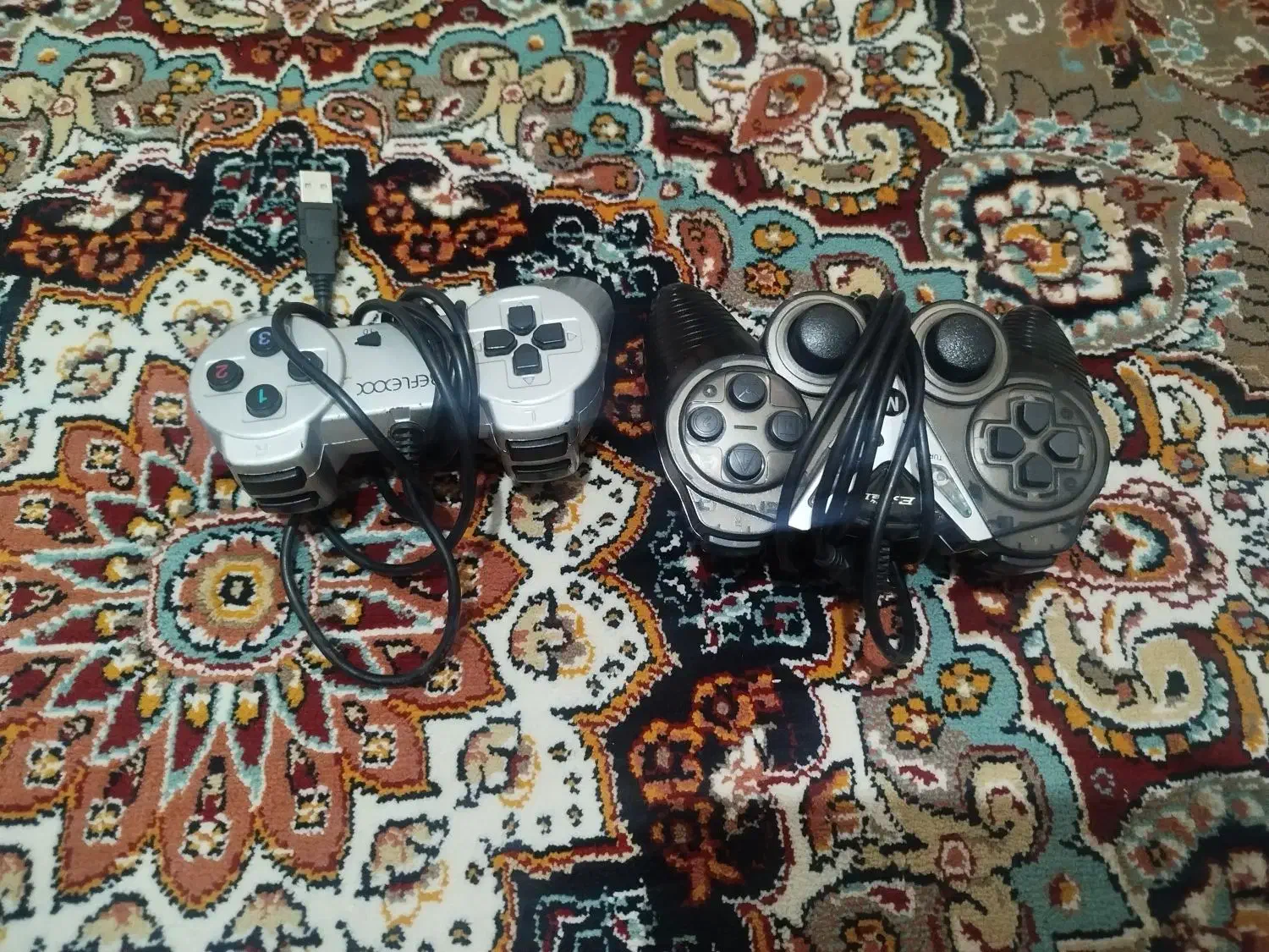 دسته کامپیوتر|کنسول، بازی ویدئویی و آنلاین|قدس, شهرقدس|دیوار