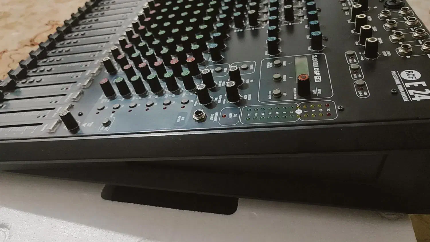 میکسر صدا rcf e-24|صوتی و تصویری|تهران, زعفرانیه|دیوار