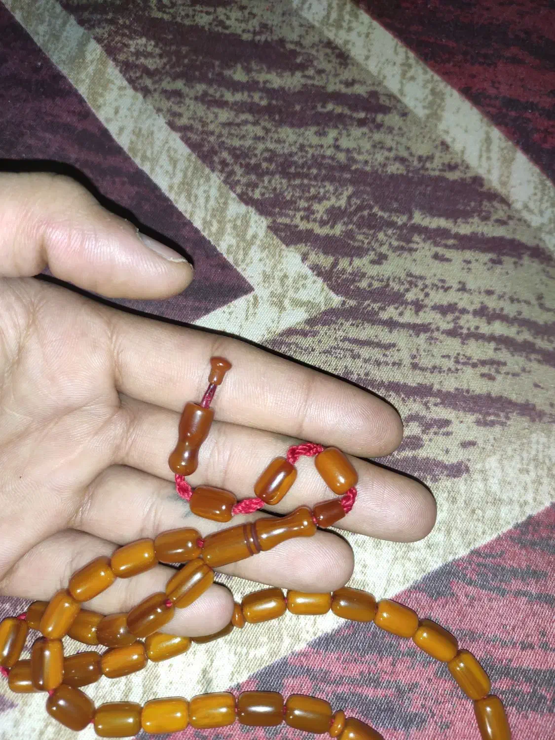 تسبیح کهربا سندلوس|کلکسیون اشیاء عتیقه|بستان آباد, |دیوار