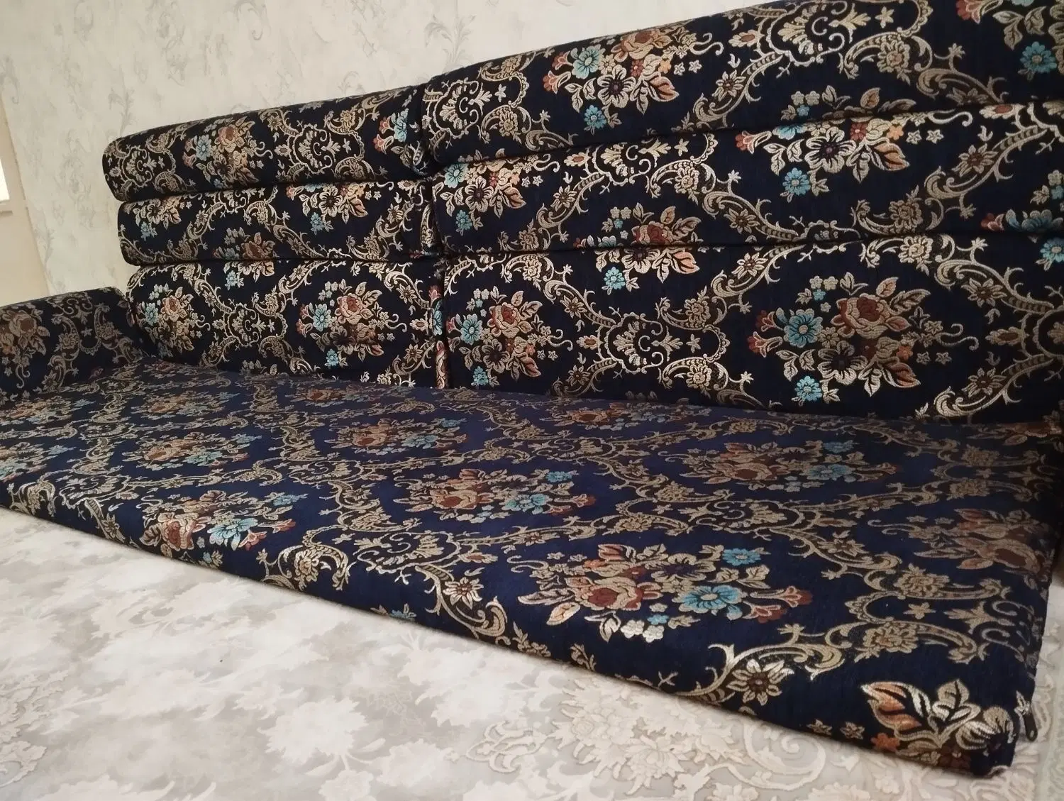 خلیجی|پشتی|اهواز, بهارستان|دیوار