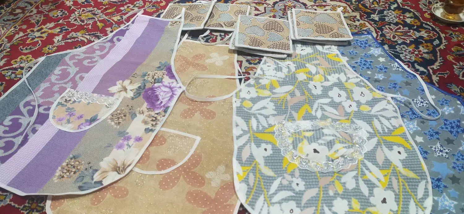 پیشبند و دستگیره نو همه رنگ|سفره، حوله، دستمال آشپزخانه|اهواز, کوی کربن|دیوار