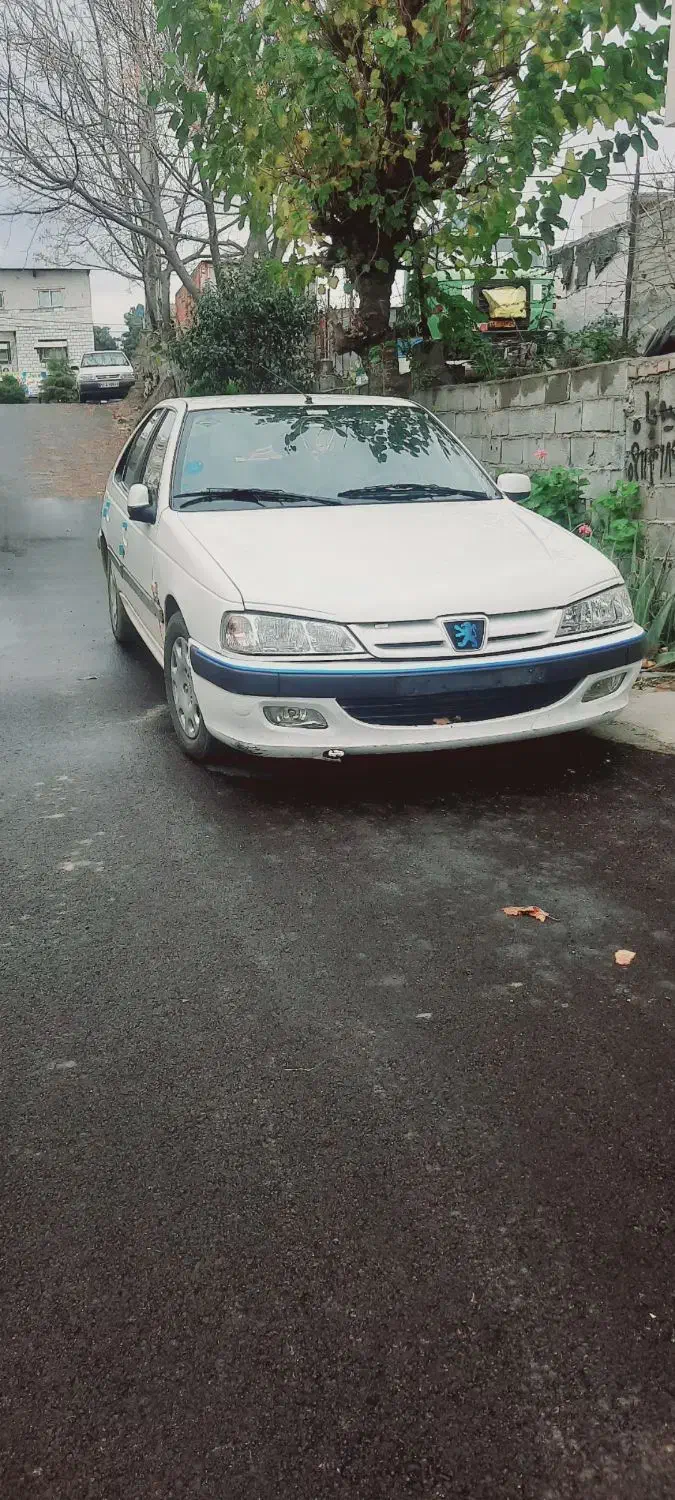 یک ستگاه پژو پارس سفید|خودرو سواری و وانت|مینودشت, |دیوار