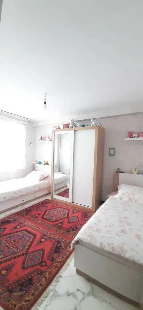 اپارتمان ۱۰۵ متری دوخواب میدان ۸۵ خوش نقشه