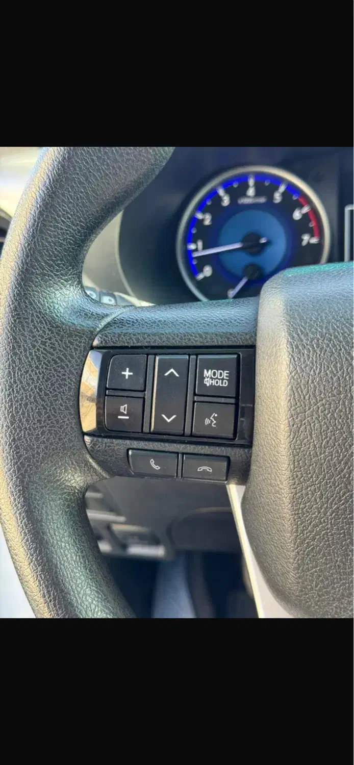 هایلوکس۲۰۱۶ اتومات خشک|خودرو سواری و وانت|تهران, منیریه|دیوار