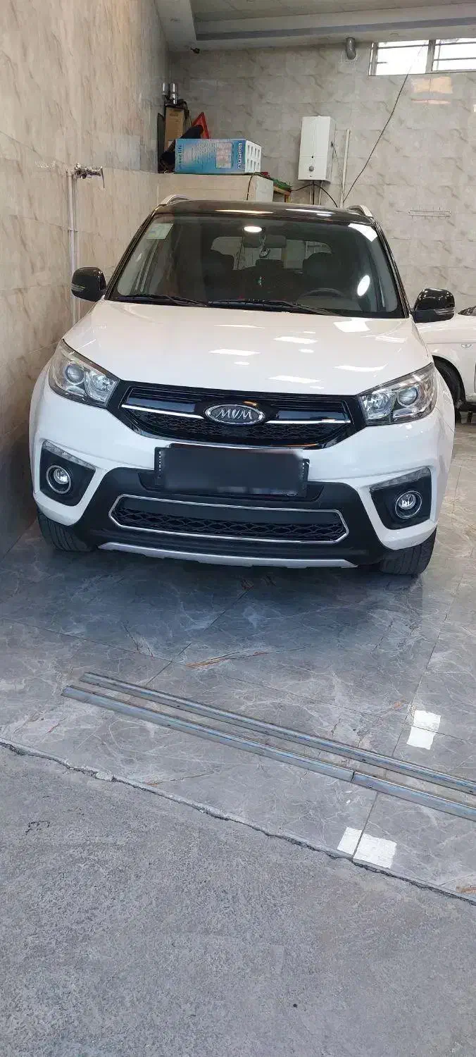 X33 مدل ۴۰۰ بدون رنگ|خودرو سواری و وانت|بروجرد, |دیوار