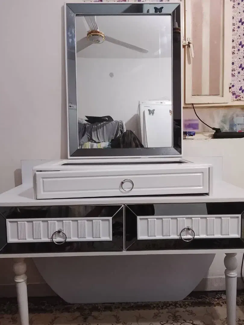 میز آرایش|جاکفشی، کمد، دراور|امیدیه, |دیوار