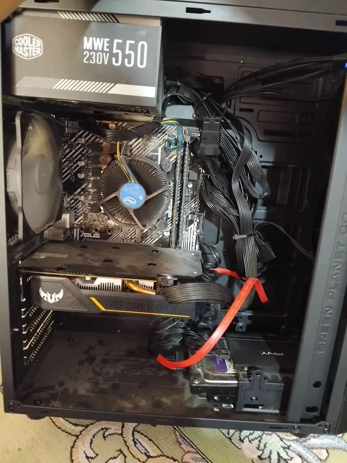 کامپیوتر|رایانه رومیزی|ری, شهرک نظامی|دیوار