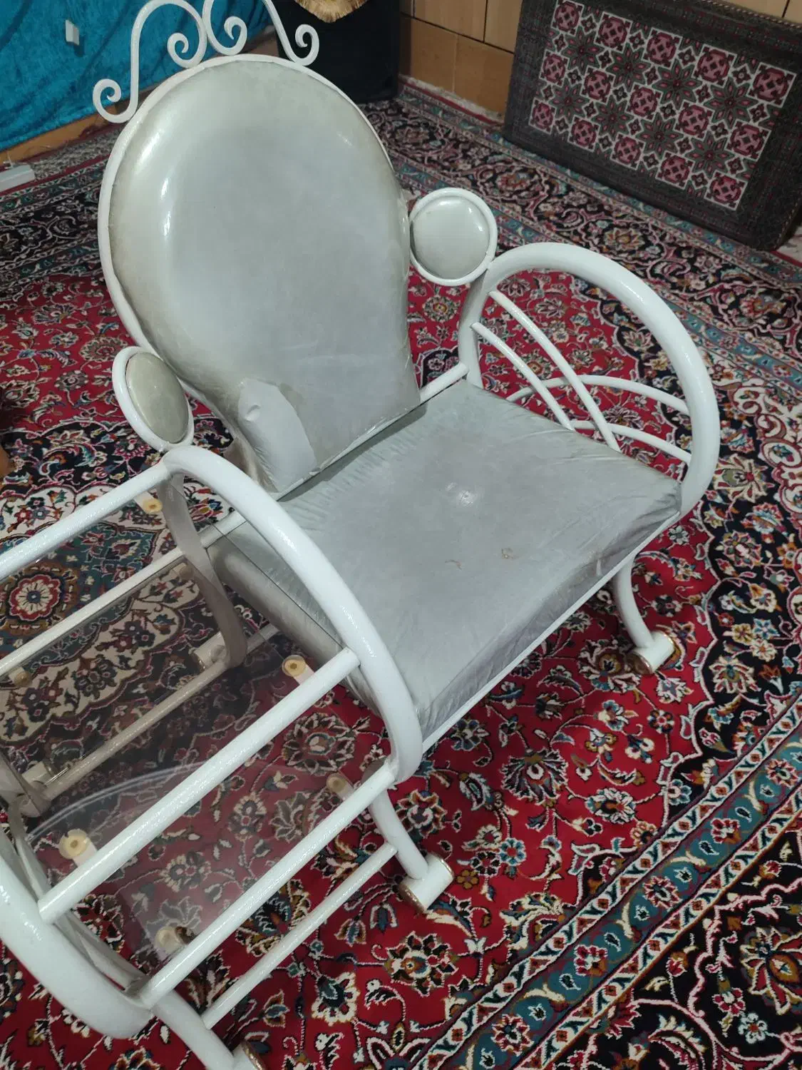 میز تلفن|میز تلفن|قم, باغ شریفی|دیوار