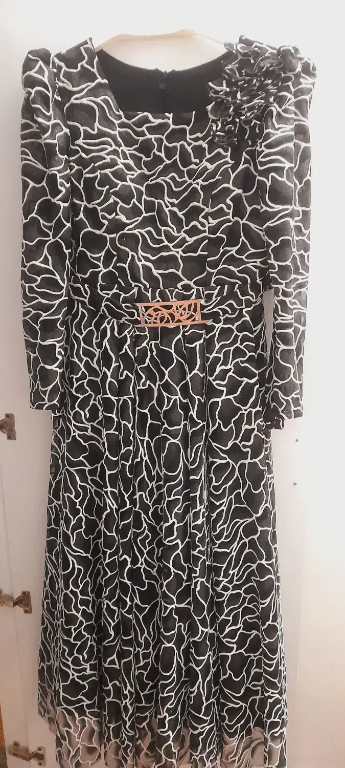 لباس مجلسی|لباس|چناران, |دیوار