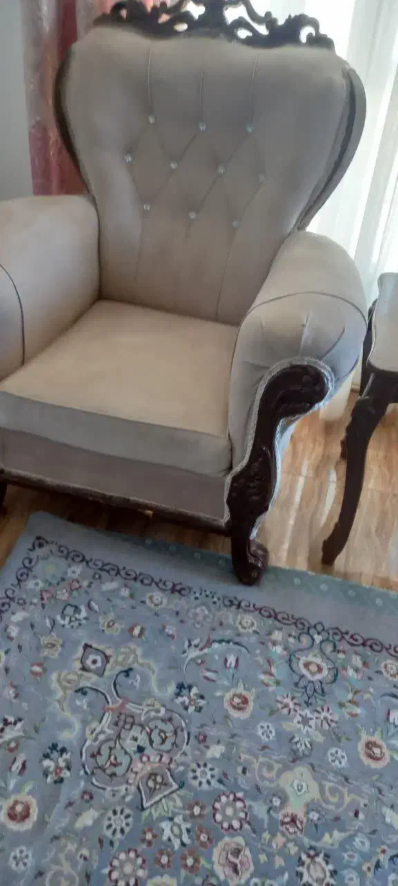 مبلمان۷ نفره بسیار تمیز و شیک|مبلمان خانگی و میز عسلی|ساوه, |دیوار