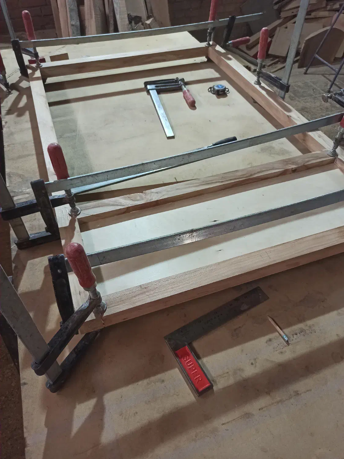 تعمیر و بازسازی مبلمان چوبی، دکوراسیون و کابینت|خدمات پیشه و مهارت|کرج, کوی مهر|دیوار