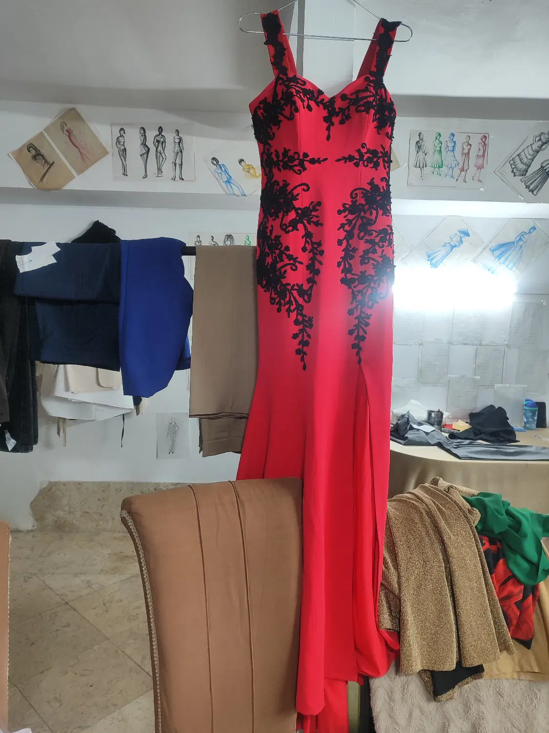 لباس مجلسی|لباس|کرج, فاز ۳ گوهردشت|دیوار
