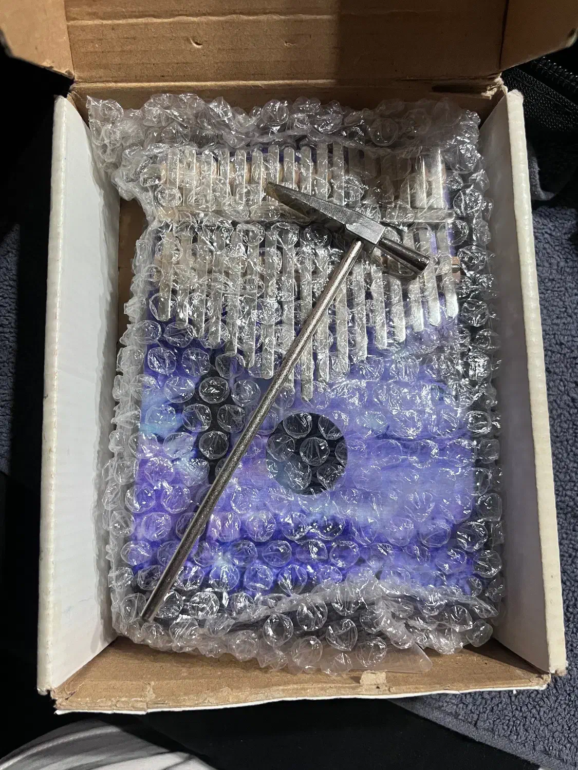 کالیمبا|سازهای سنتی|تهران, کاج|دیوار