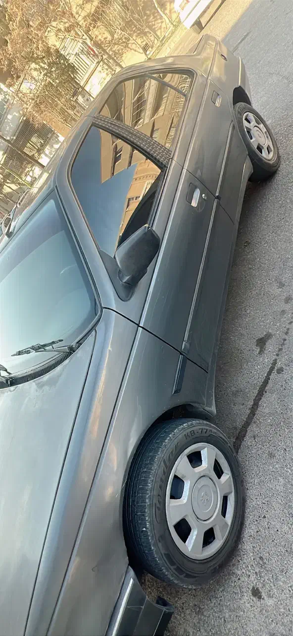 پژو 405 مدل 84|خودرو سواری و وانت|فولادشهر, B2|دیوار