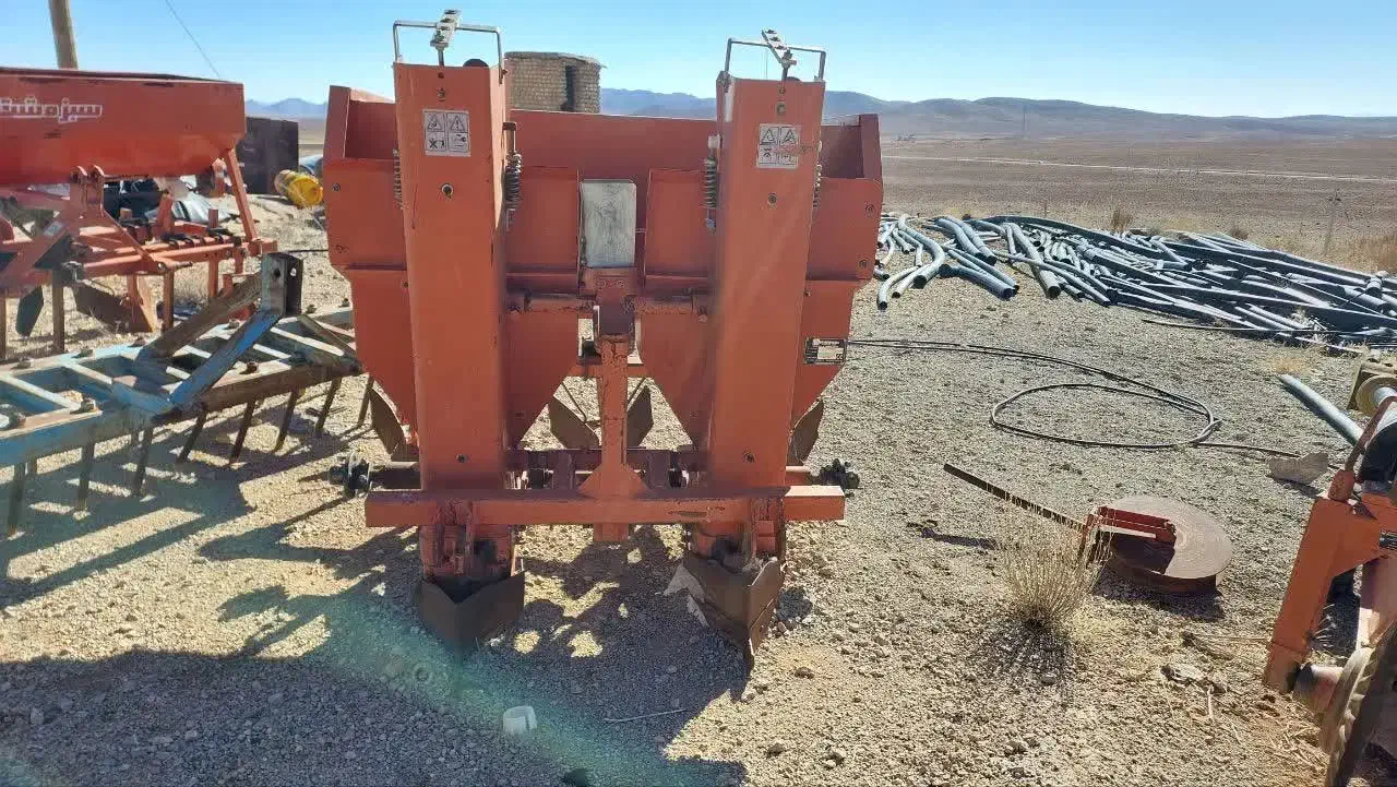 تراکتورباکلیه وسایل پلاک شده مدل ۷۵انگلیسی|خودرو سنگین|تفت, |دیوار