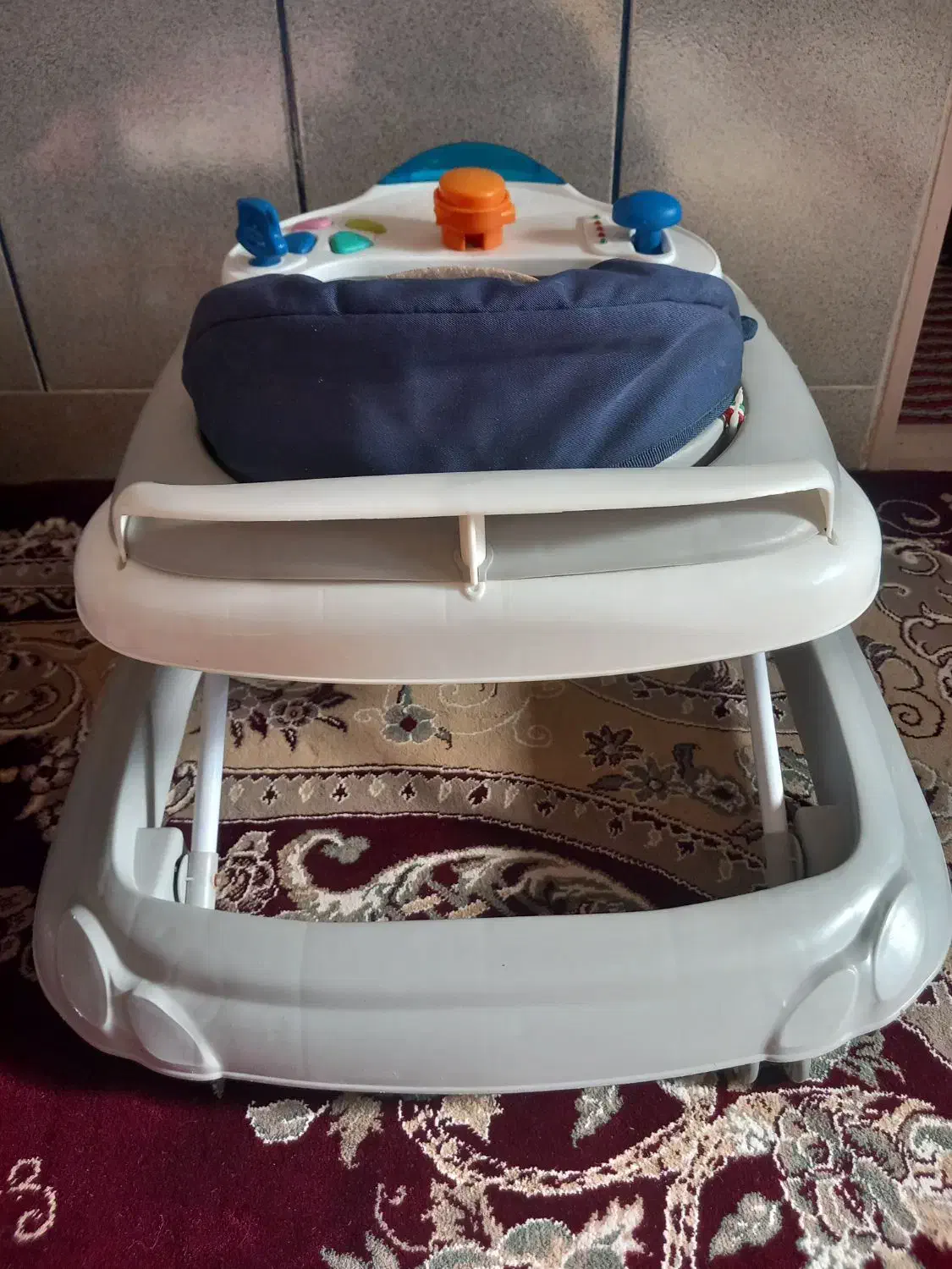 روروئک نوزاد|کالسکه و لوازم جانبی|تربت‌حیدریه, بالا ولایت|دیوار