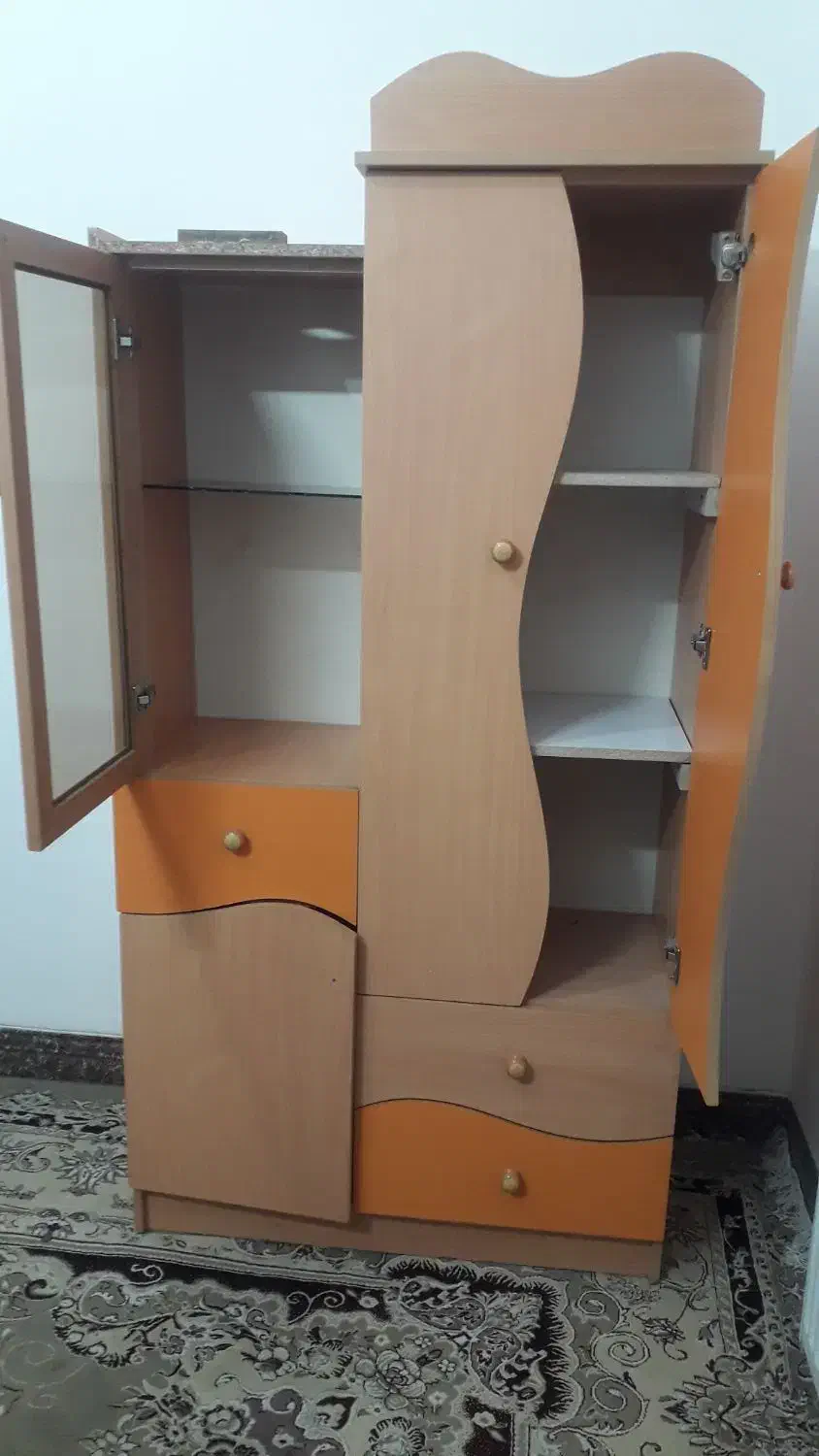 کمد نوجوان|جاکفشی، کمد، دراور|فسا, |دیوار