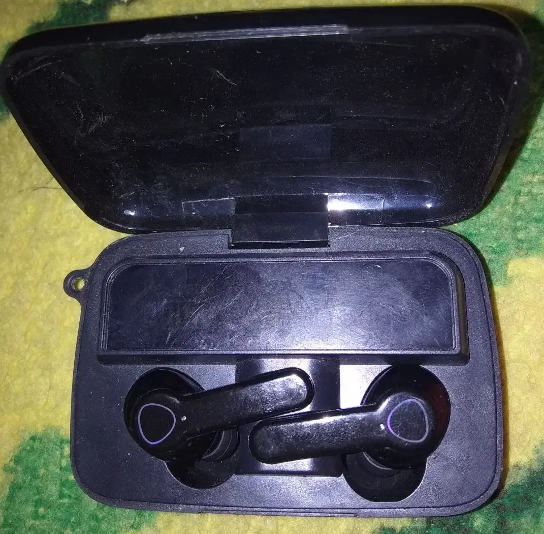 ایر پاد وساعت هوشمند|لوازم جانبی موبایل و تبلت|بیرجند, |دیوار