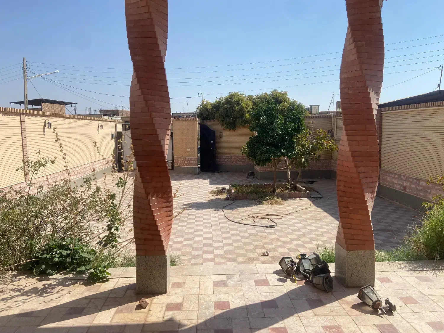 پرستار شمالی ۲۲۰ متر ۳ خواب طبق توضیحات|اجارهٔ خانه و ویلا|زرند, |دیوار