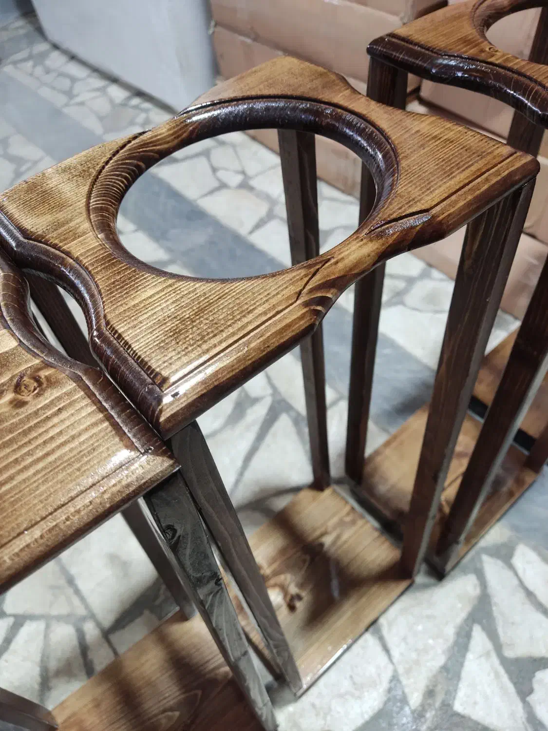 استند گلدان چوبی|گل و گیاه طبیعی|شریفآباد, |دیوار