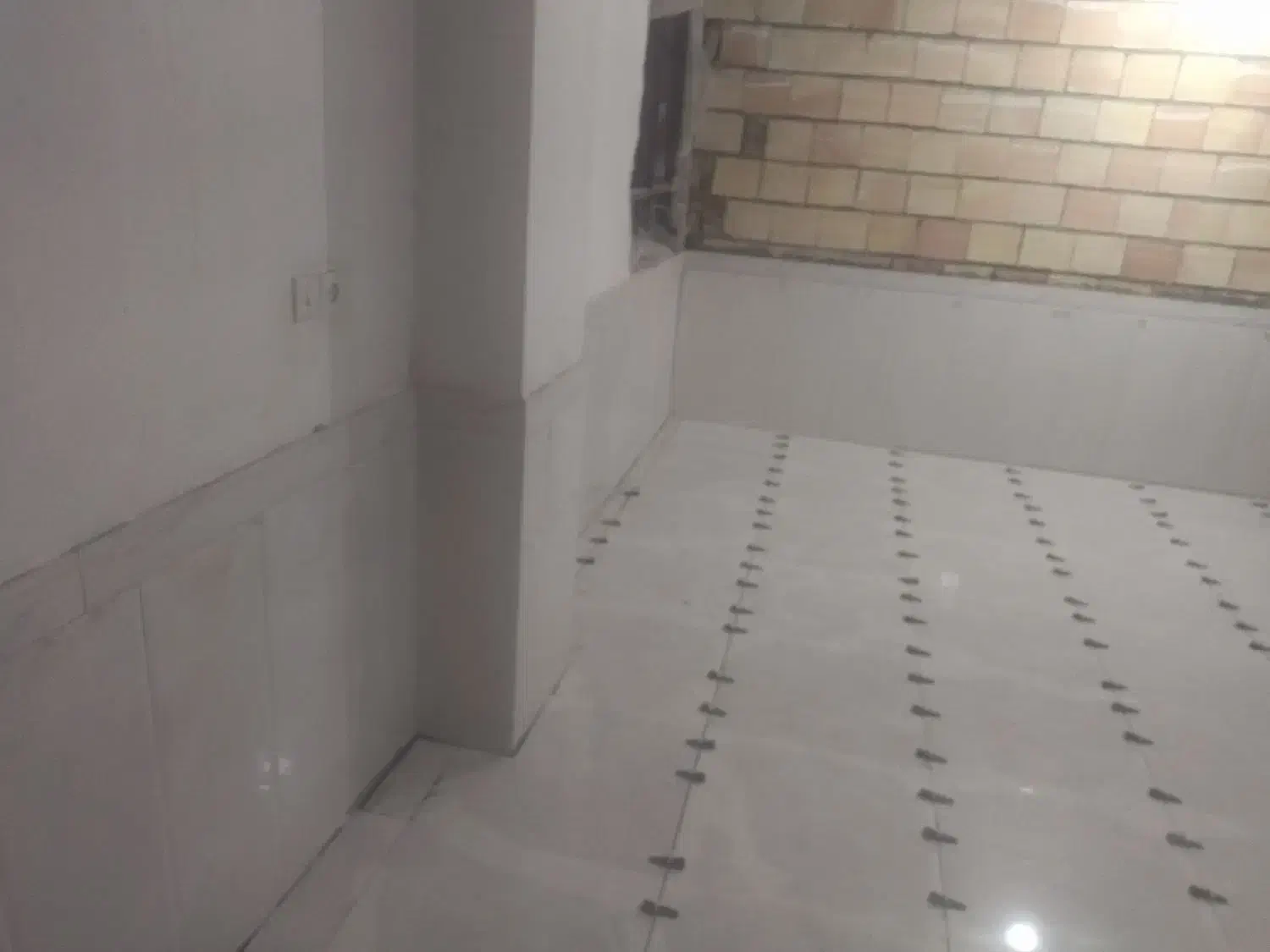 بنا/بنایی تخریب تعمیرات سیمان کاری کاشیکاری|خدمات پیشه و مهارت|گرگان, |دیوار