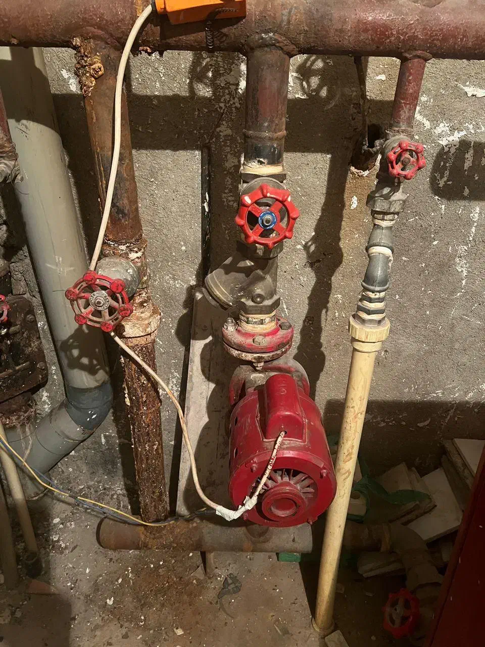 لوازم گرمایشی ، تاسیسات ، دیگ ، اب گرم کن ، مشعل|آبگرمکن، پکیج، شوفاژ|تهران, شیراز|دیوار