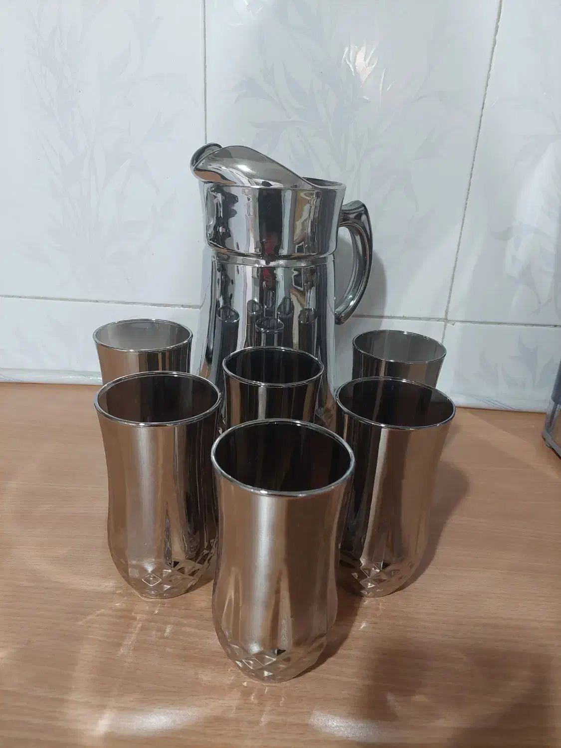 بلور|ظروف سرو و پذیرایی|مشهد, انقلاب|دیوار