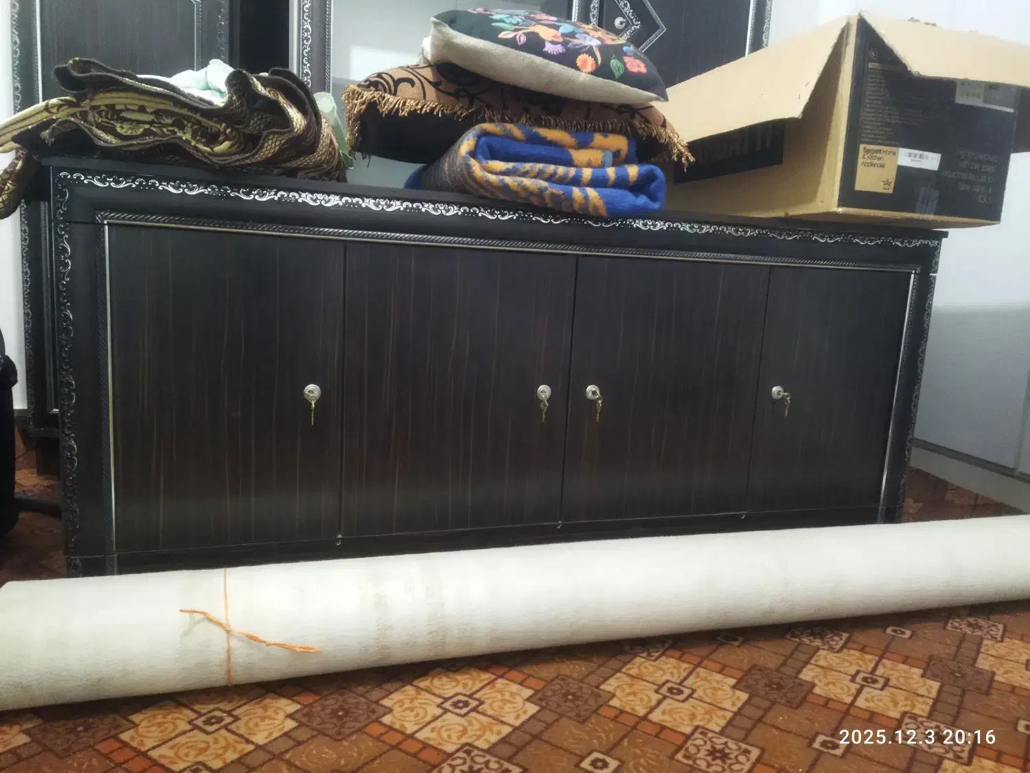 کمد|جاکفشی، کمد، دراور|بهبهان, |دیوار