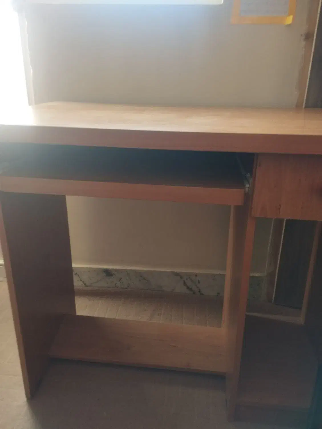 میز کامپیوتر|میز تحریر و کامپیوتر|سبزوار, امیر کبیر|دیوار