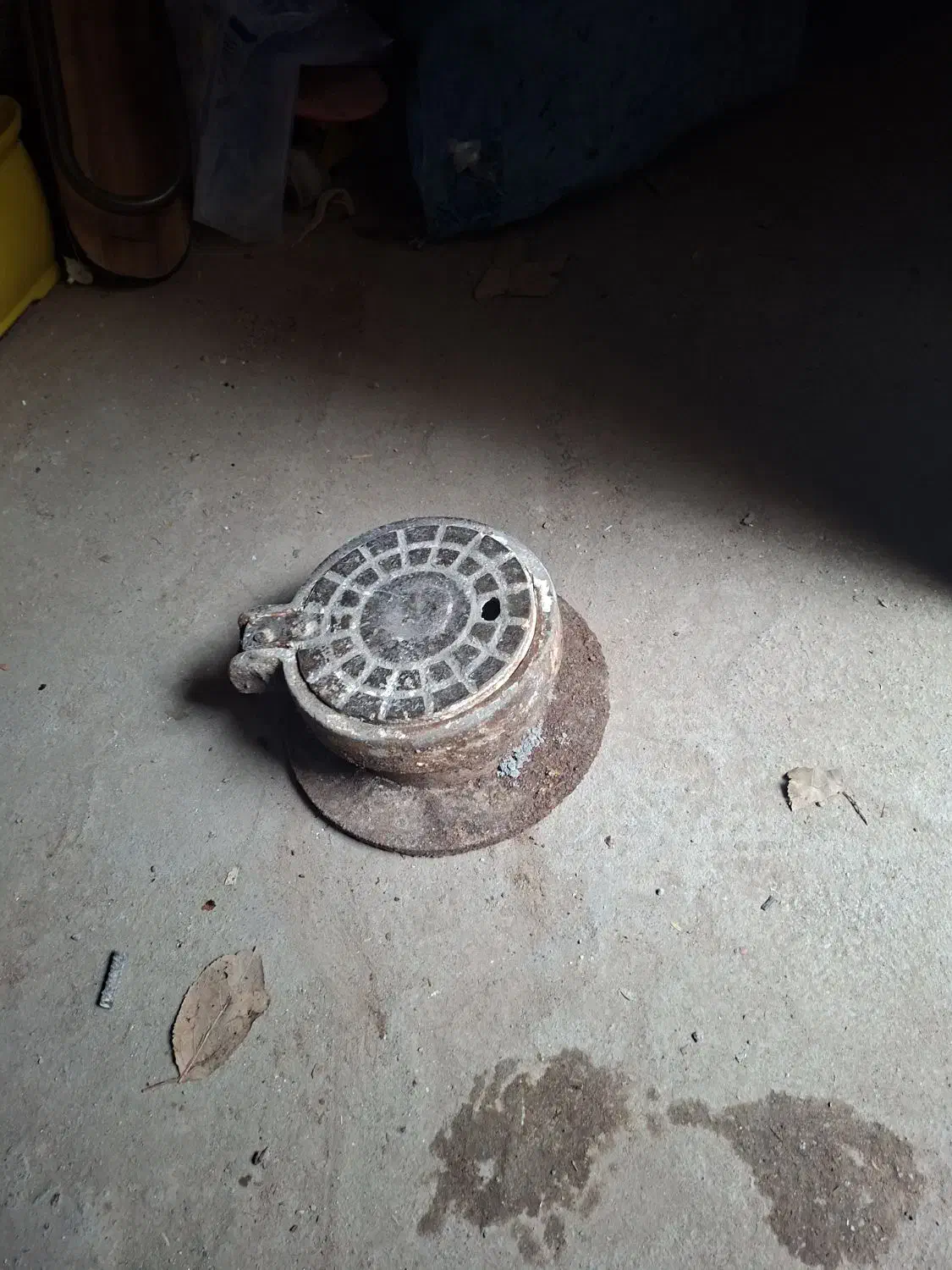 درب فلزی چدنی فاضلاب مخصوص اگو|لوازم سرویس بهداشتی|مشهد, ابوذر|دیوار