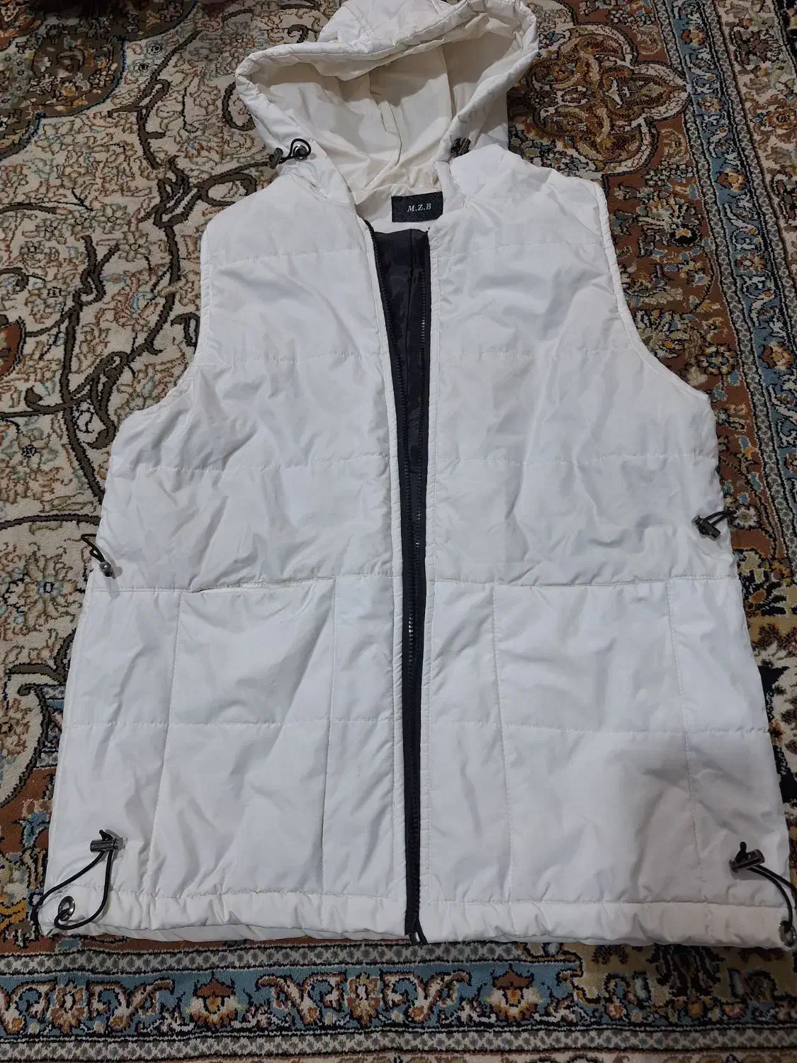 پافر و تعدادی پالتو و (کاپشن)|لباس|کرمانشاه, |دیوار