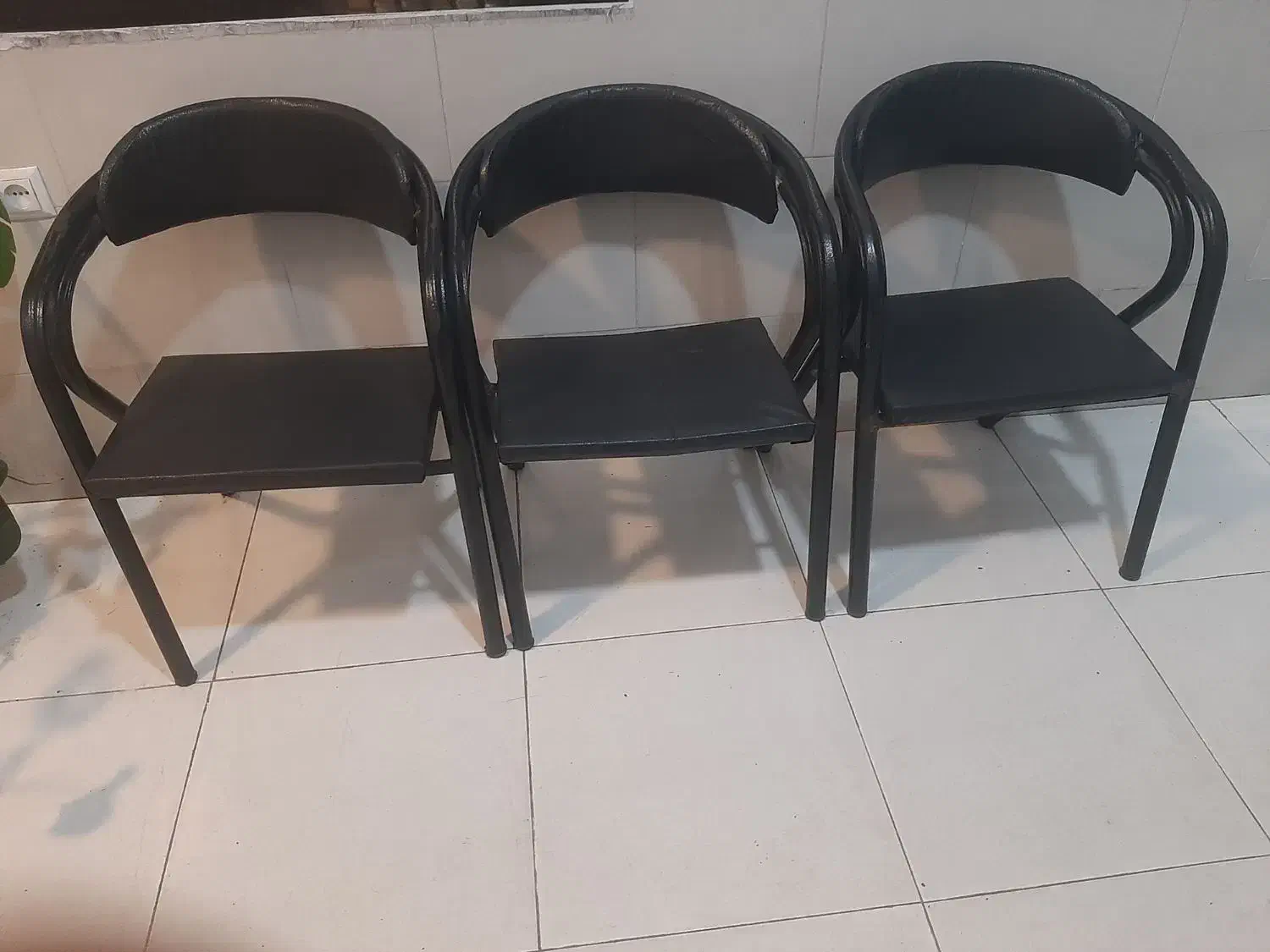 فروش صندلی گردان و انتظار و میز عسلی|دفتر کار|رشت, سلیمانداراب|دیوار