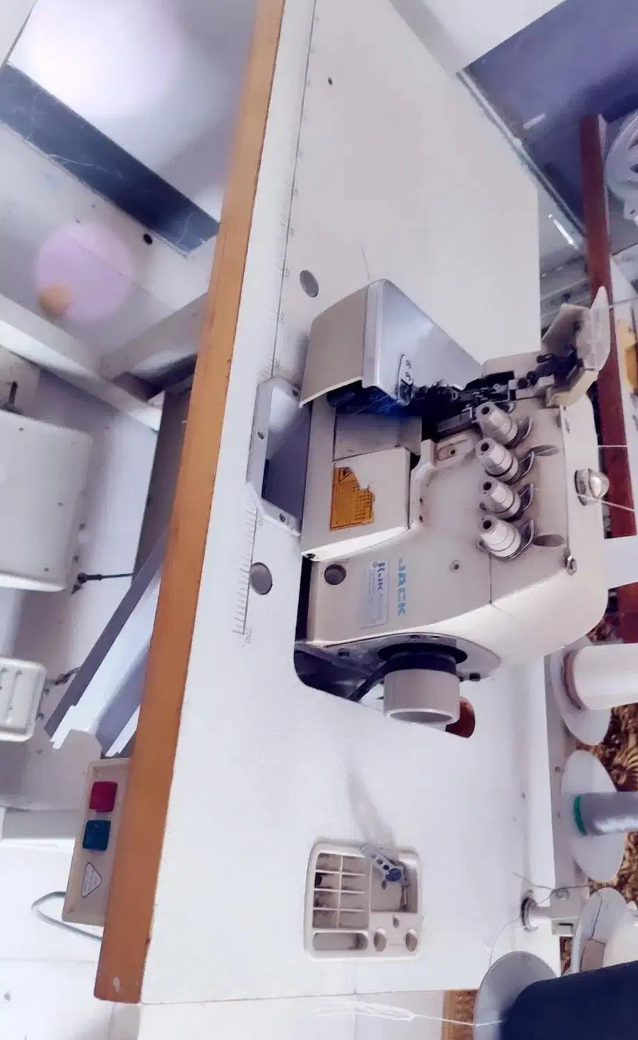 چرخ خیاطی صنعتی|چرخ خیاطی و ریسندگی|ینقاق, |دیوار