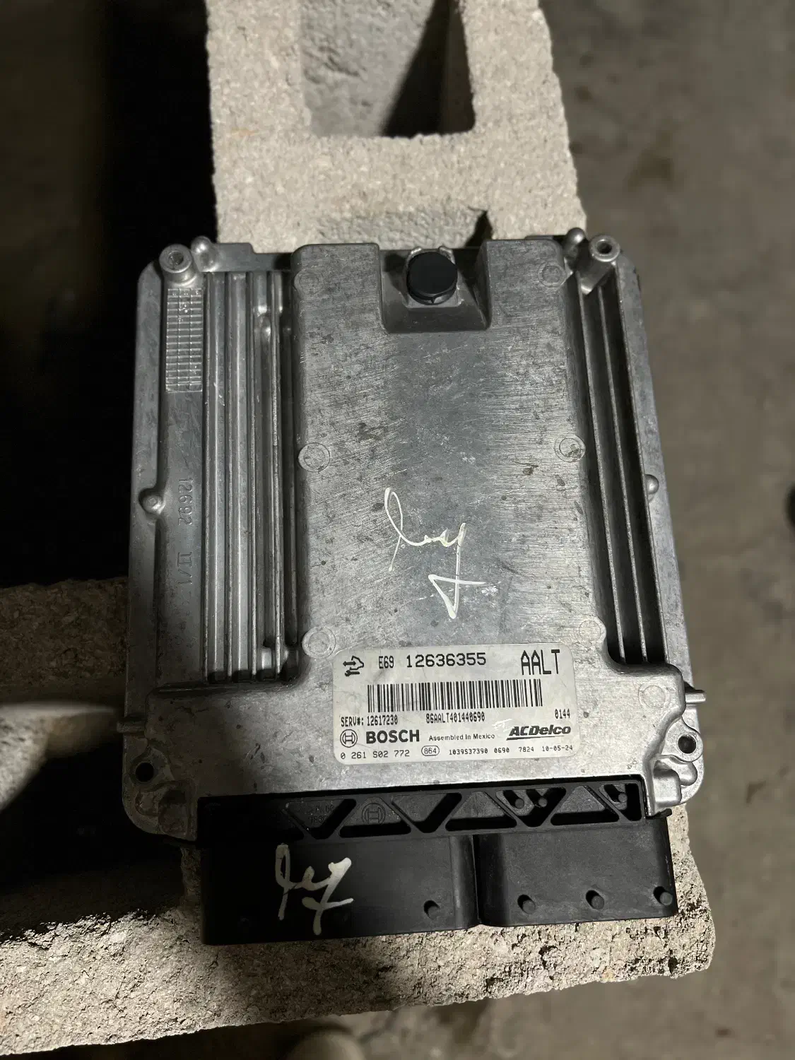 ایسیو کادیلاک cts|قطعات یدکی و لوازم جانبی|قشم, |دیوار