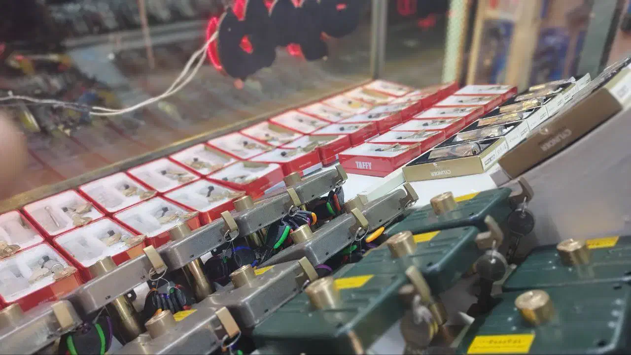 قفل ساز سیار خدمات رسانی شبانه روزی|خدمات پیشه و مهارت|مشهد, امیریه|دیوار