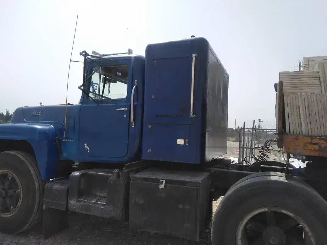 ماک با دماغ مونتاژ خارج کوله دار و کفی کامل ورق|خودرو سنگین|کرج, بنیاد|دیوار