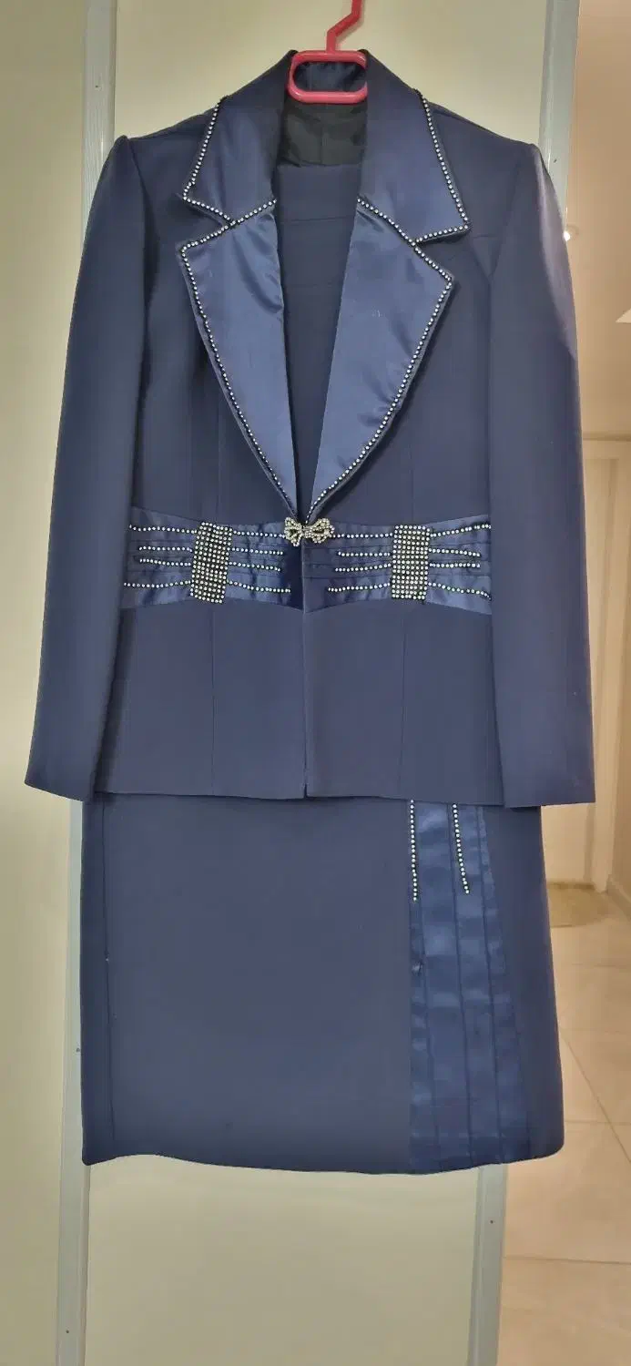 لباس مجلسی|لباس|اصفهان, کردآباد|دیوار