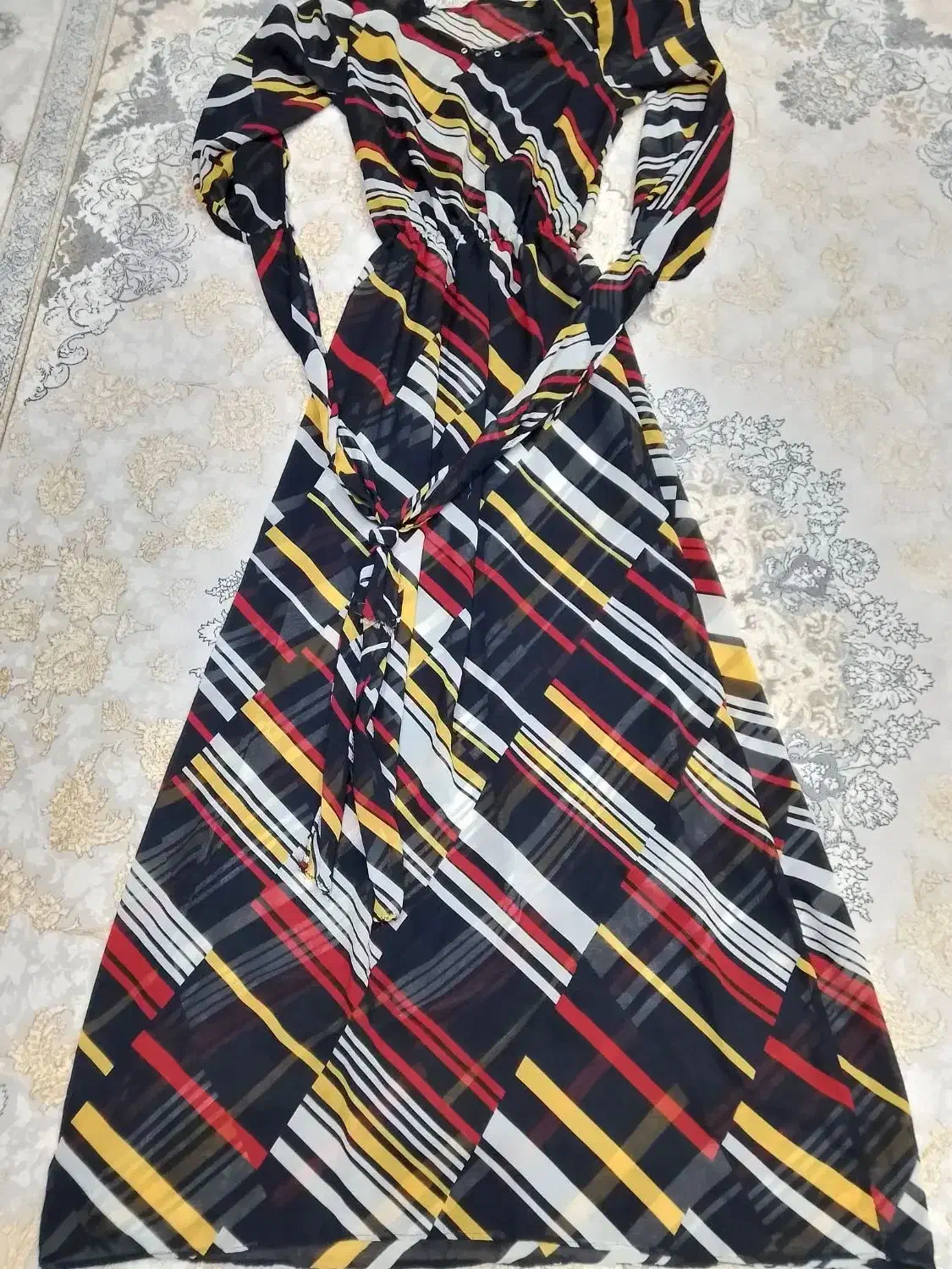 لباس کوردی|لباس|انزل, |دیوار