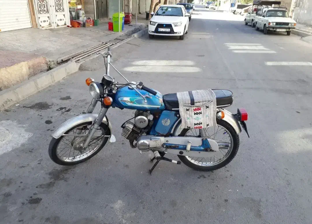 موتوریاماها۱۰۰|موتورسیکلت|اسلام‌شهر, شهرک الهیه|دیوار