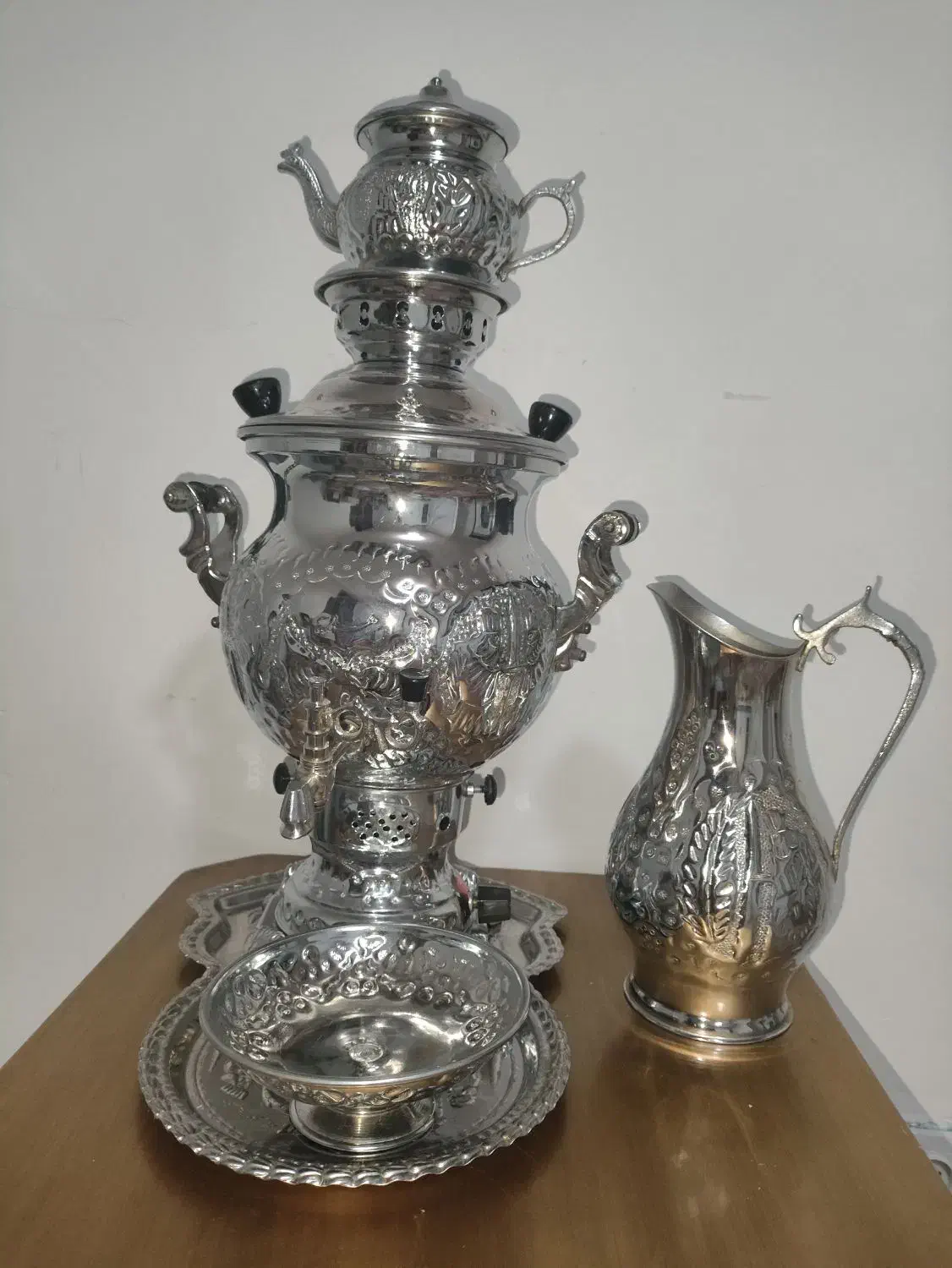 ست سماور گازی طرح هخامنشی|سماور، چایساز، قهوهساز|رباطکریم, شهرک والفجر|دیوار