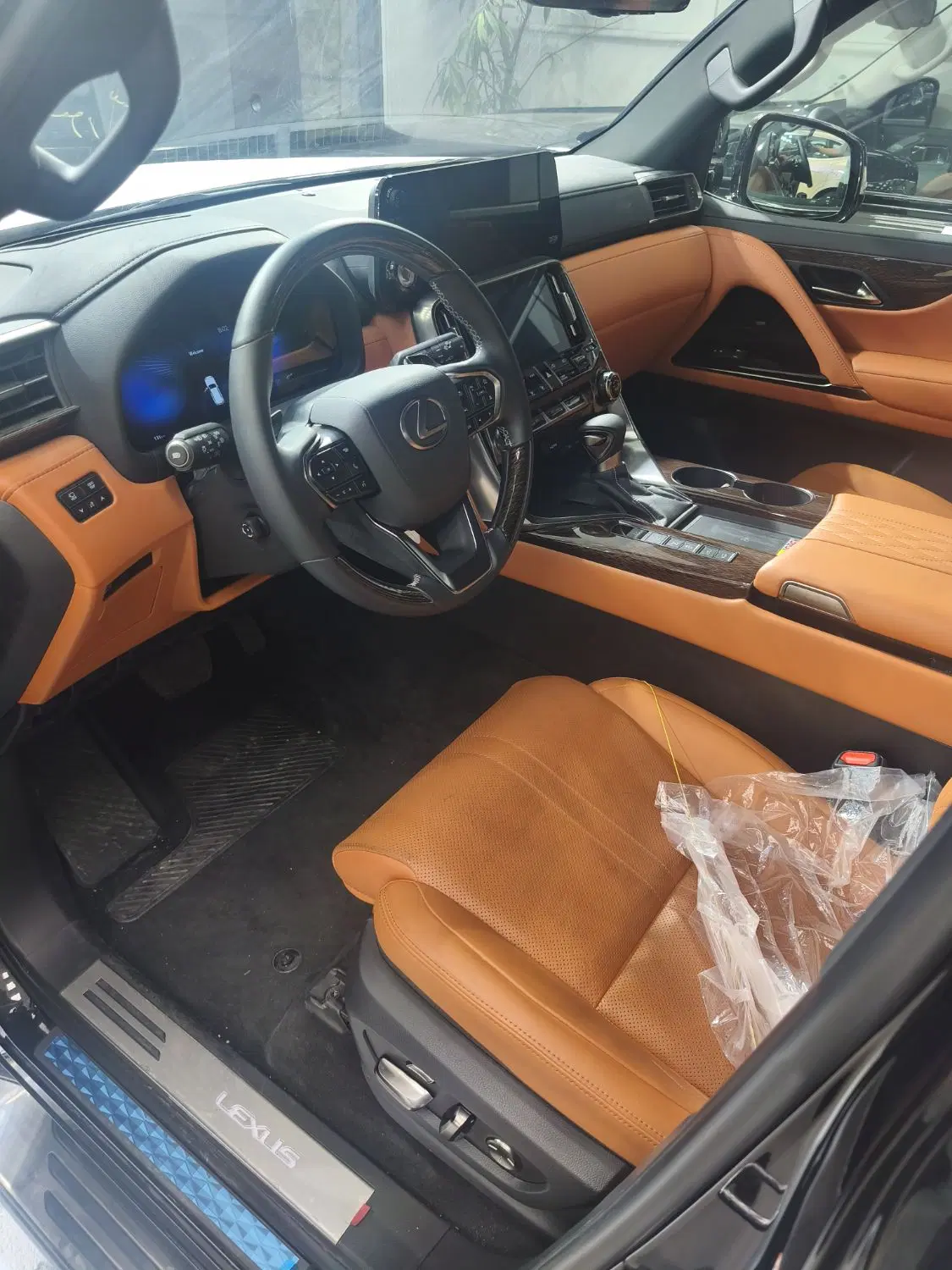 لکسوس lx600|خودرو سواری و وانت|تهران, حکمت|دیوار