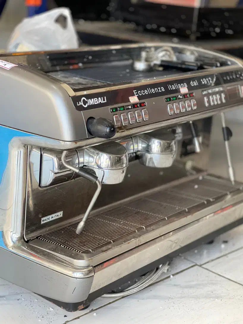 قهوه ساز صنعتی ایتالیایی|کافیشاپ و رستوران|برازجان, |دیوار