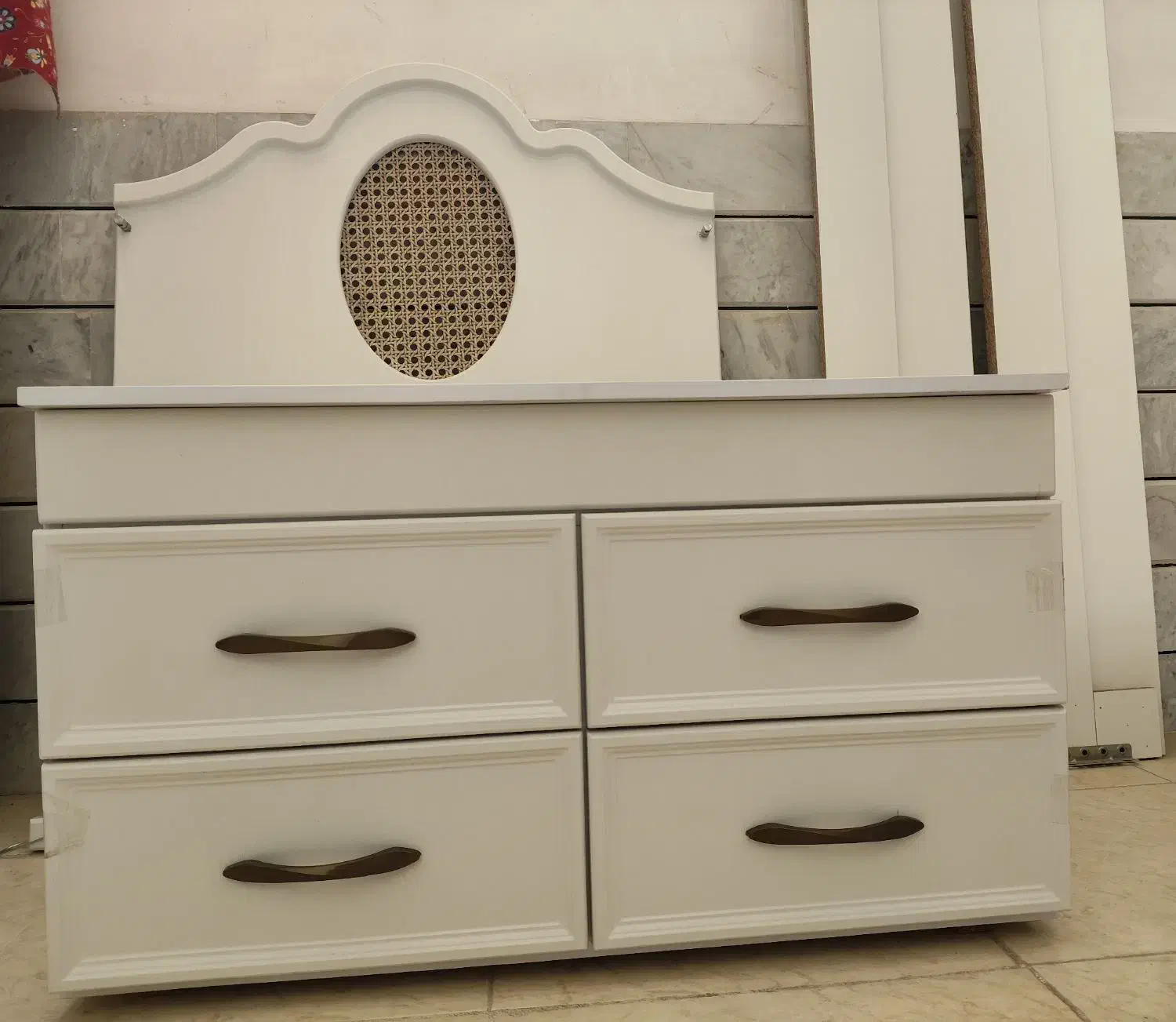 تخت دو منظوره نوزاد نوجوان|تخت و سرویس خواب|خمینی‌شهر, |دیوار