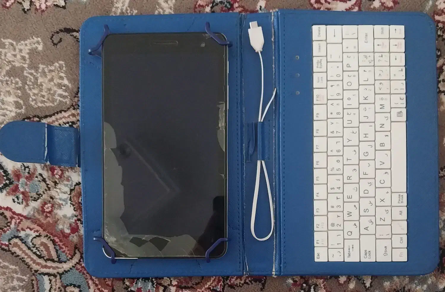 تبلت|تبلت|مشهد, ابرغن|دیوار